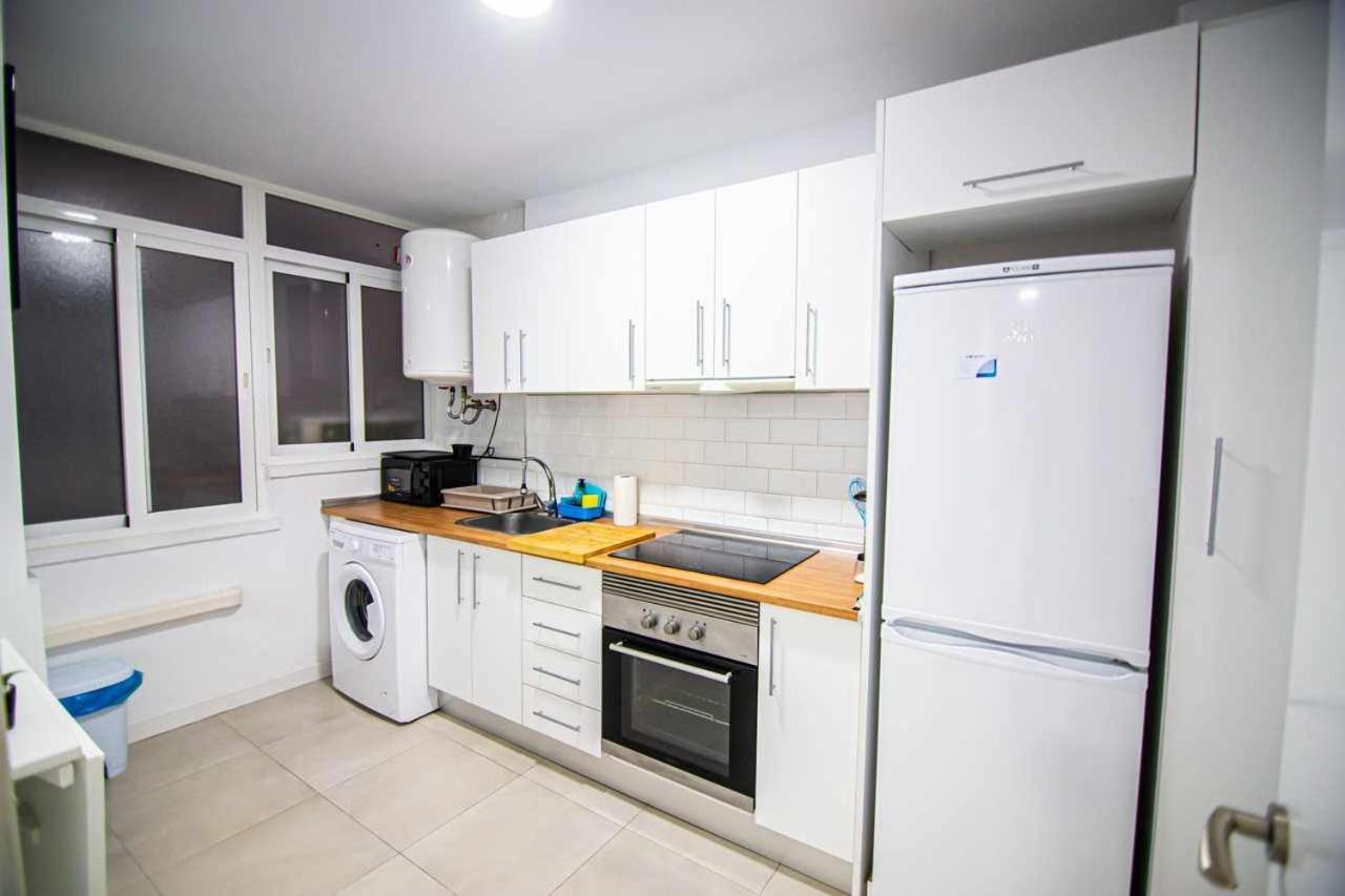 Apartamento Heroes De Sostoa Malaga Exterior photo